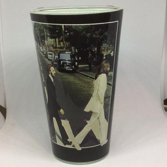 The Beatles Abby Road glass - Picture 3 of 4